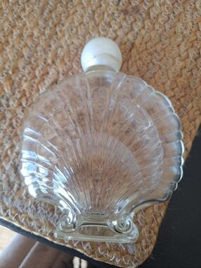 Vintage Avon Slin So Soft Seashell Glass Bottle.